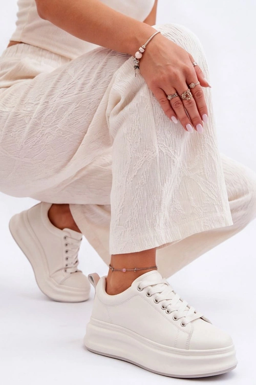  pol_pm_Skorzane-Sneakersy-Damskie-Na-Platformie-GOE-SS2N4021-Biale-44500_3