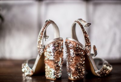 Jakie sandały dobrać do stylizacji na wesele?