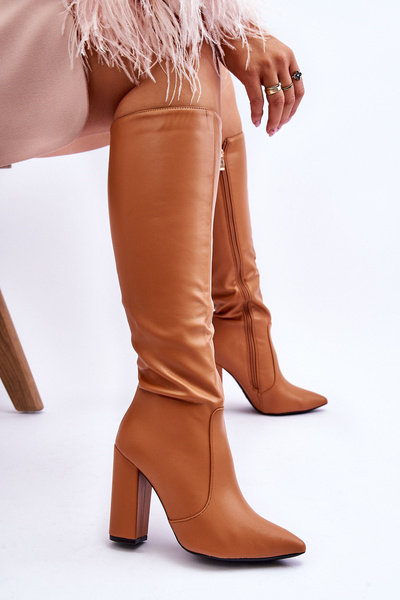 Classic Boots On A Post Camel Mayra