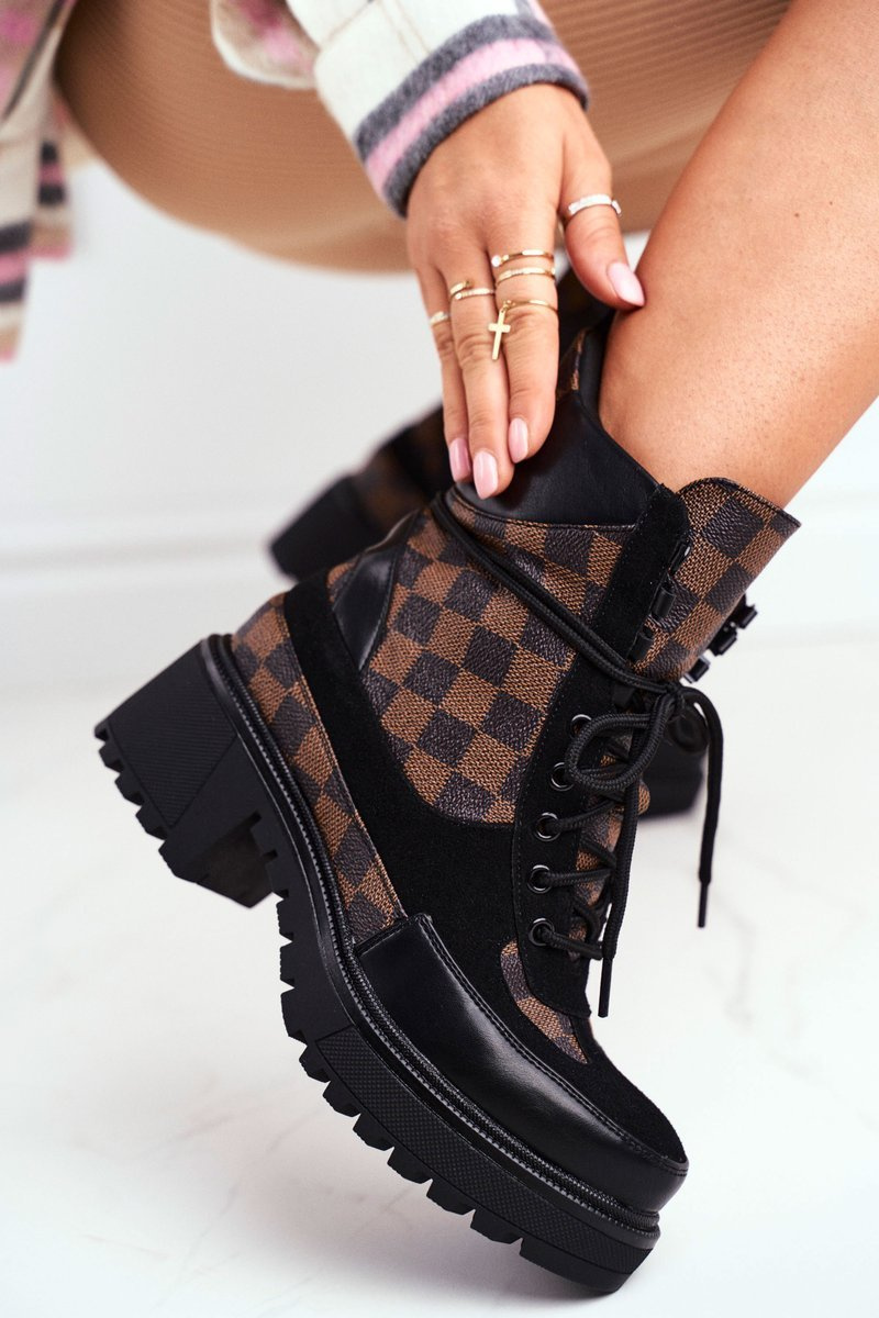 Women’s Flat Hiking Boots Black NS169P Milady Cheap and fashionable shoes at Butosklep.pl