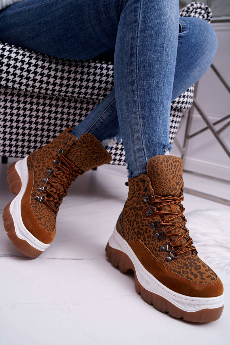 Women�s Trekker Shoes Warmy Leopard Greem Cheap and