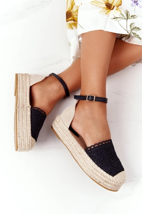 Koronkowe Espadryle Na Plecionej Platformie Czarne Larisa