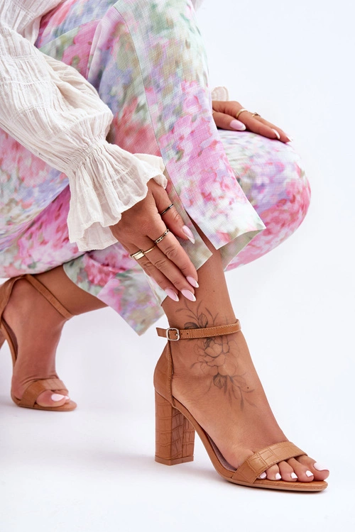 Sandałki Na Słupku Wężowy Wzór Brązowe Hacia