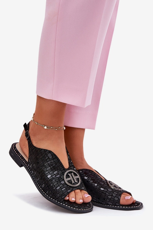 Skórzane Sandały Na Płaskim Obcasie Z Ozdobą S.Barski KV51-094 Czarne