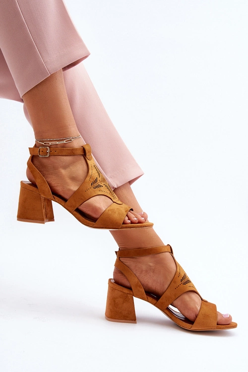 Sandały Na Niskim Obcasie Camel Eleriva