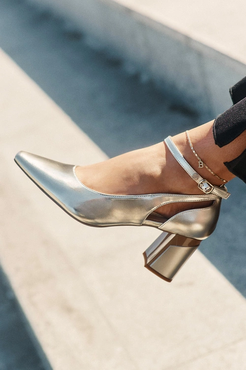 Skórzane Czółenka Na Słupku Maciejka K6816-25 Złote