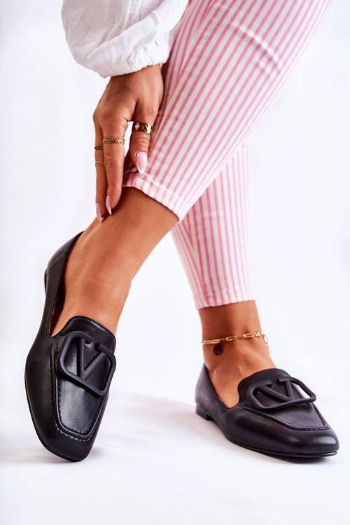 Skórzane Mokasyny Półbuty Z Ozdobą Czarne Hermosa