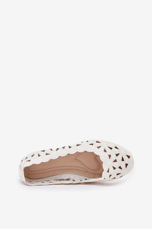 Ażurowe Balerinki Dziecięce Z Brokatem Białe Zindira