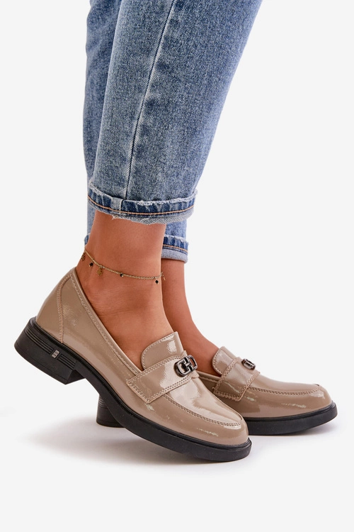 Lakierowane Mokasyny Damskie Ze Skóry Naturalnej Khaki Vinceza 58409