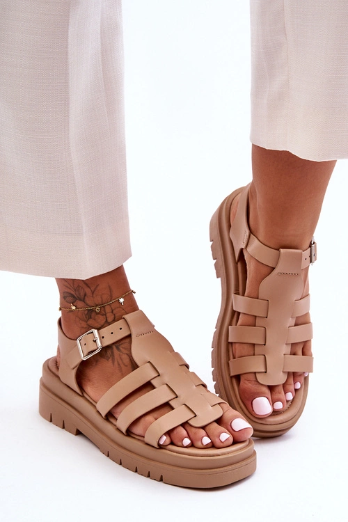 Skórzane Płaskie Sandały Z Paseczkami Beżowe Diosa