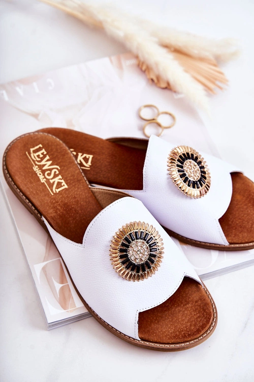 Skórzane Modne Klapki Lewski Shoes 3132/O Białe
