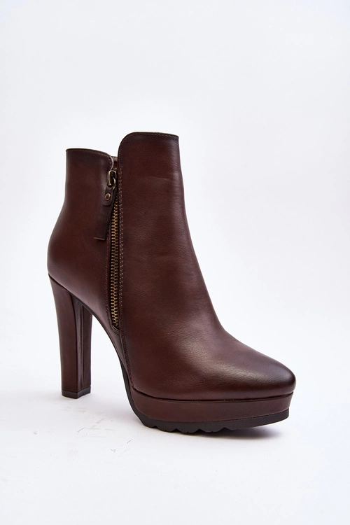 Botki Na Wysokim Słupku Z Suwakami Brązowe Inezma