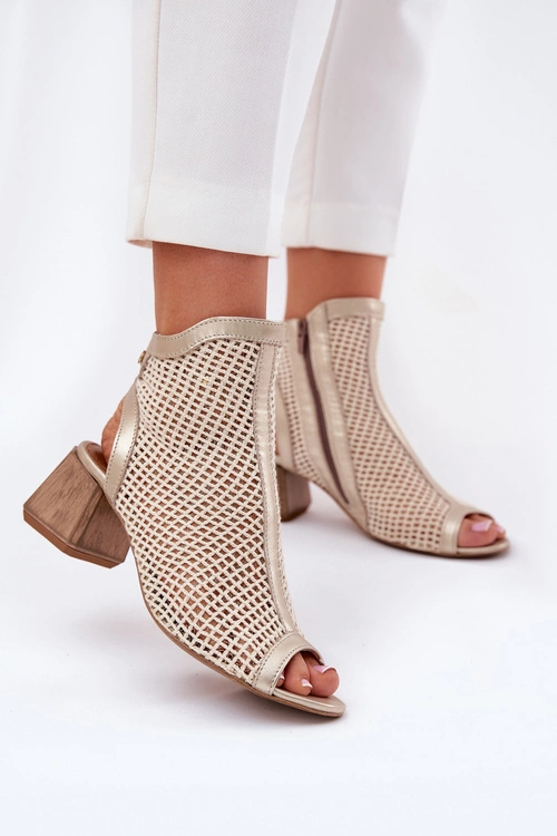 Skórzane Botki Damskie Na Obcasie Z Odkrytą Piętą Maciejka 06899-25 Złoto-Beżowe