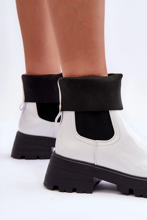 Botki Sztyblety Lakierowane Damskie Białe Pavo