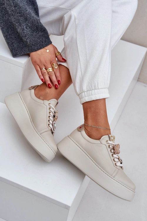 Damskie Skórzane Sneakersy Na Platformie Z Ozdobami CheBello 4292 Jasnobeżowe