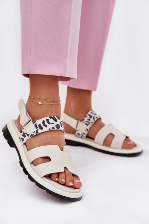 Skórzane Sandały Damskie Na Płaskim Obcasie Panterka Vinceza 66780 Beżowe