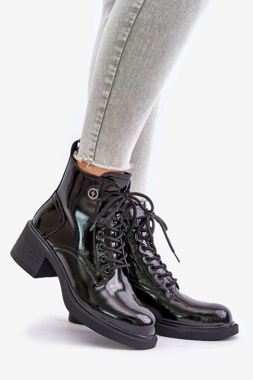 Skórzane Lakierowane Botki Na Klocku Ocieplane D&A JC42-78 Czarne