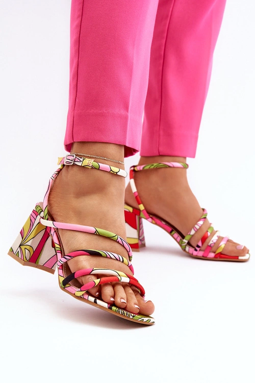 Wzorzyste Sandały Na Słupku Multikolor Jenglla