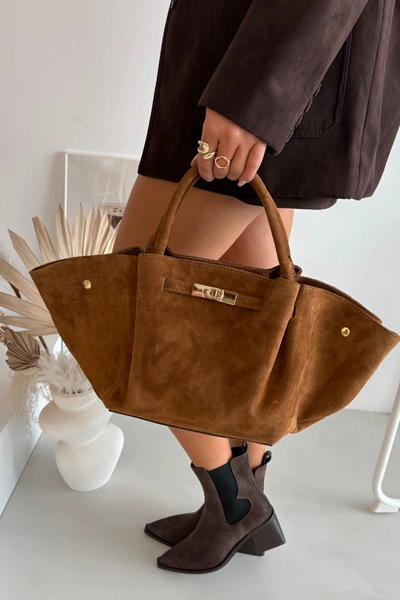 Torebka Z Naturalnego Zamszu Camel Fiorenza