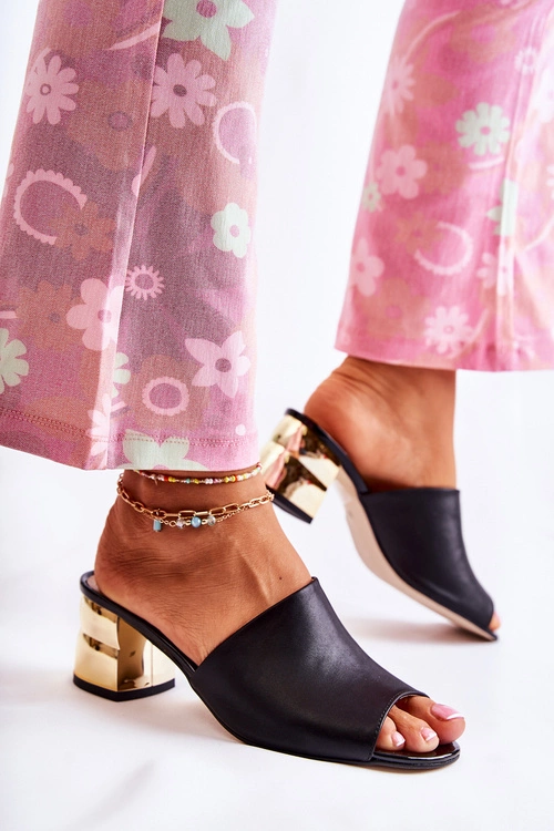 Skórzane Klapki Damskie Na Obcasie Czarne Perry