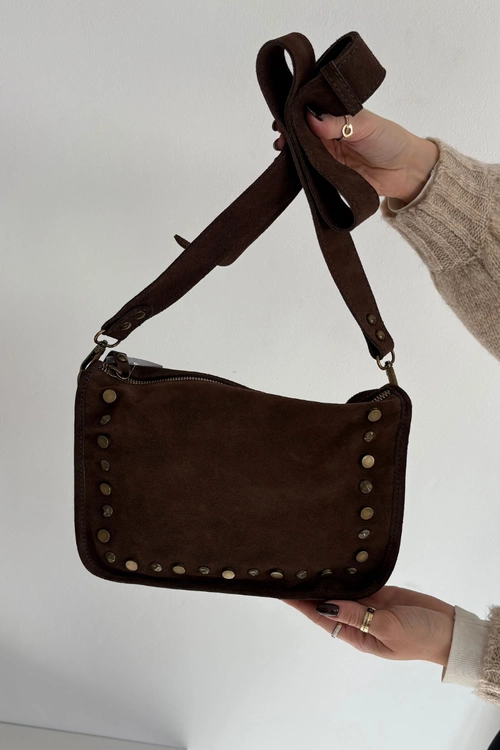 Skórzana Zamszowa Torebka Zdobiona Dżetami Czekoladowa Savra