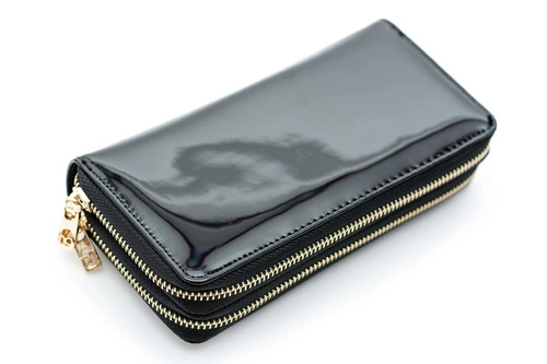 Duży Damski Czarny Lakierowany Portfel Nobo