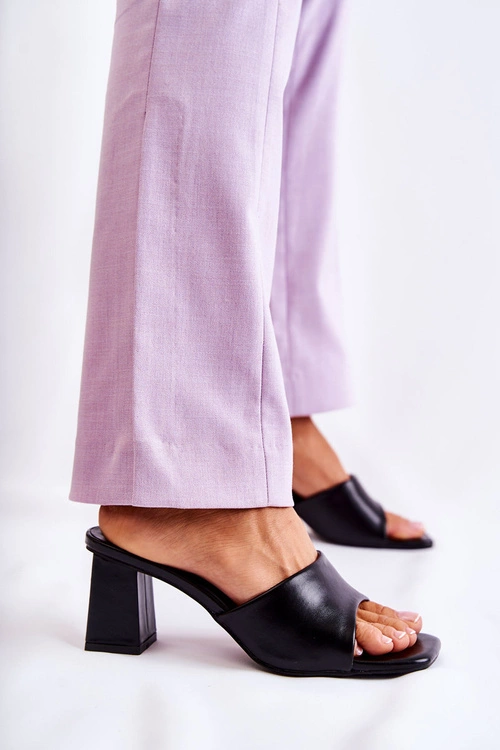 Skórzane Klasyczne Klapki Na Obcasie Czarne Talena