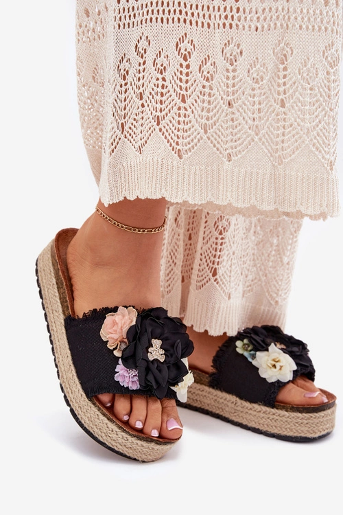 Klapki Damskie Z Kwiatami Platforma Z Plecionką Czarne Zenvanis