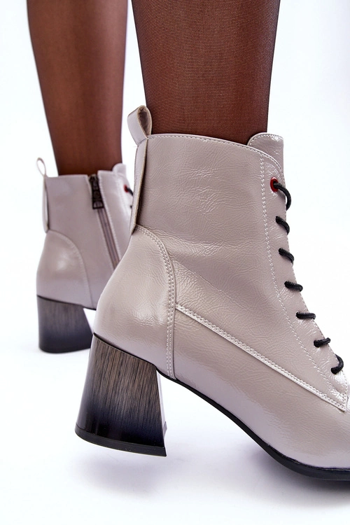 Lakierowane Botki Na Słupku Szare Basciano