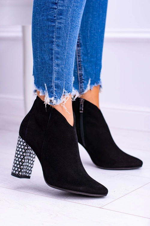 Czarne Eleganckie Zamszowe Botki na Słupku Laura Messi 1849