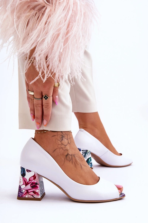 Skórzane Czółenka Z Ozdobnym Obcasem Lewski Shoes 2608/K Biały Groch