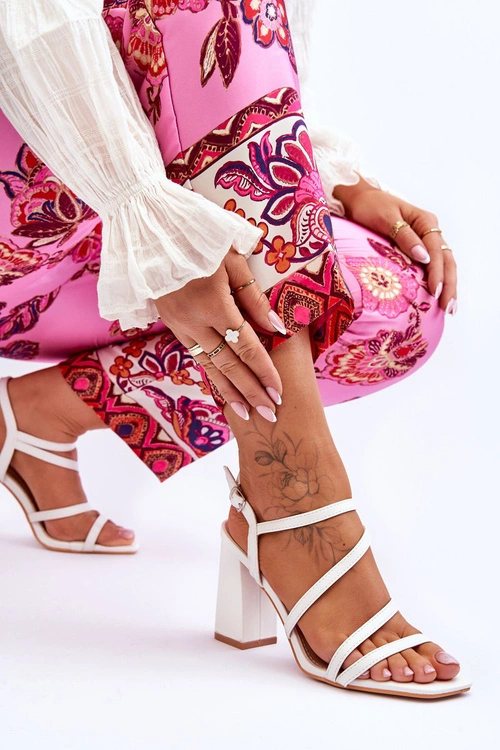 Skórzane Sandały Na Słupku Białe Florentina