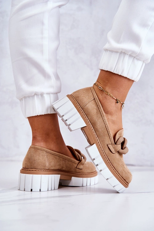 Zamszowe Półbuty Loafery Z Ozdobą Ciemnobeżowe Talisa