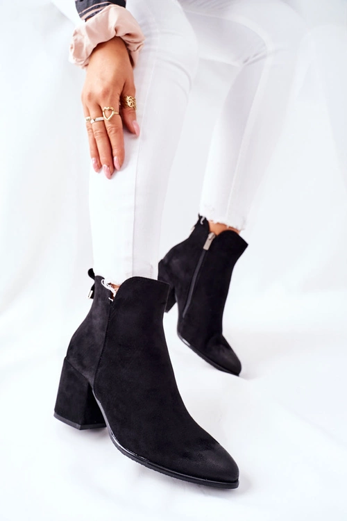 Botki Damskie Na Słupku Zamszowe Czarne Carrick