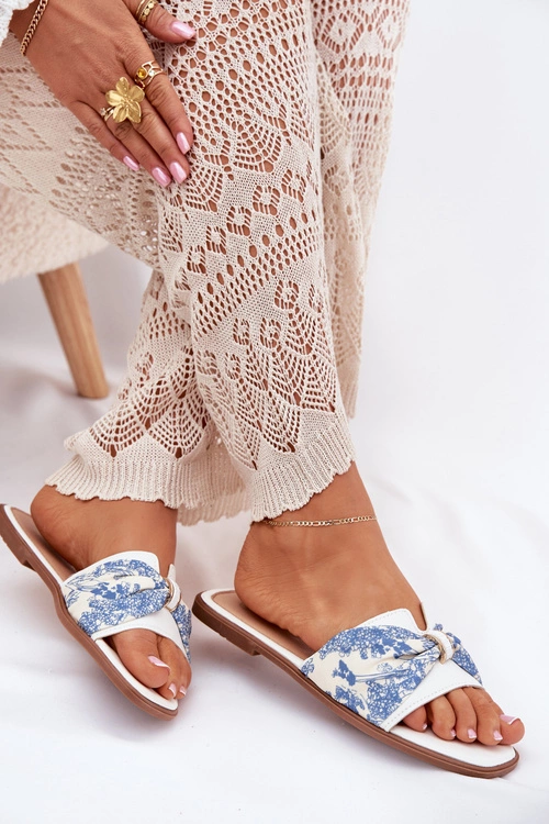 Klapki Damskie Na Płaskim Obcasie Z Kokardą Białe Avenza