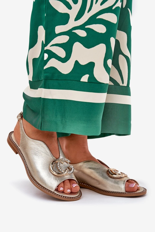 Skórzane Sandały Na Płaskim Obcasie Z Ozdobą Laura Messi 2865 Złote