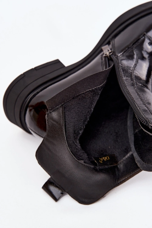 Lakierowane Botki Damskie Z Naturalnej Skóry D&A MR52-108 Czarne