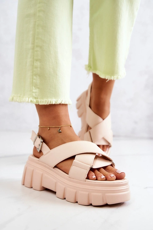 Skórzane Sandałki Na Platformie Jasnobeżowe Betti