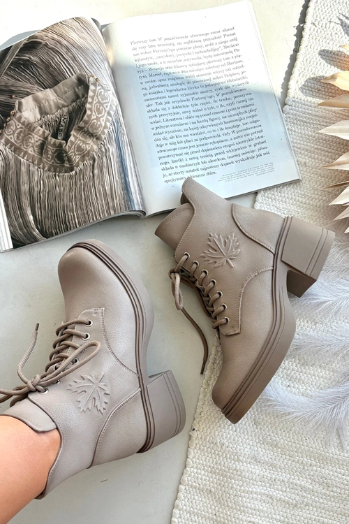 Botki Damskie Skórzane Na Klocku Ocieplane Vinceza 39950 Beżowe