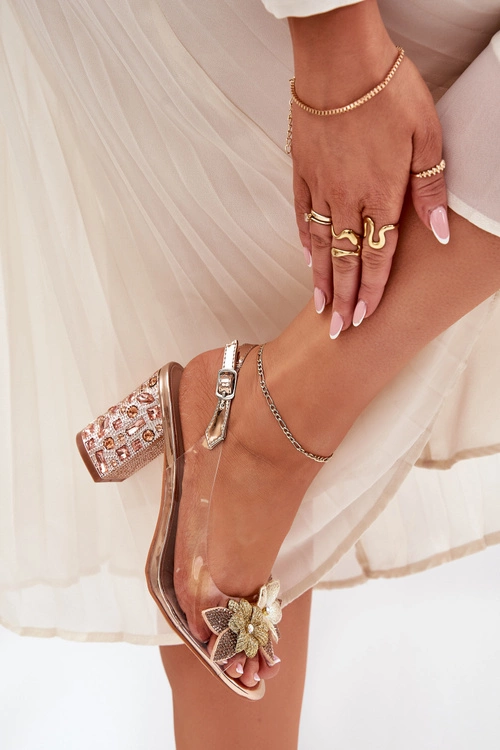 Transparentne Sandały Z Kwiatkami Na Zdobionym Obcasie D&A MR38-331 Różowe Złoto