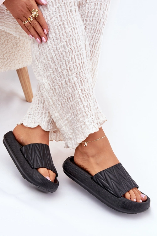 Klapki Damskie Piankowe Na Platformie Czarne Vanesha