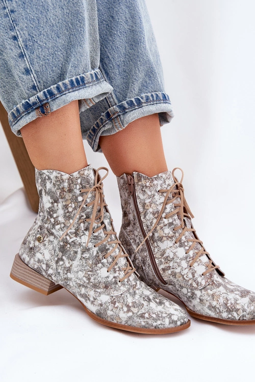 Skórzane Wzorzyste Botki Na Płaskim Obcasie Maciejka 06391-25 Beżowe