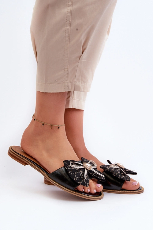 Płaskie Skórzane Klapki Damskie Z Kokardą Laura Messi 2791 Czarne