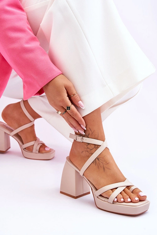 Modne Sandały Na Obcasie I Platformie Beżowe Secret Rose
