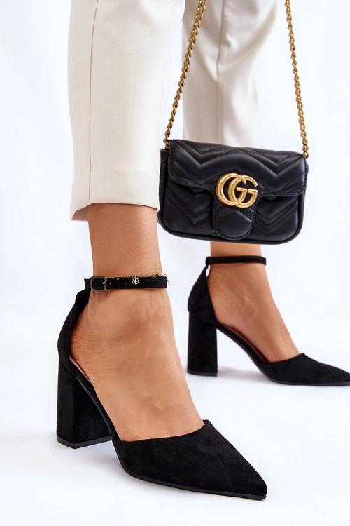 Zamszowe Czółenka Na Słupku Czarne Lexie