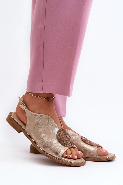 Sandały Damskie Z Ozdobą Na Płaskim Obcasie S.Barski KV24-057 Złote