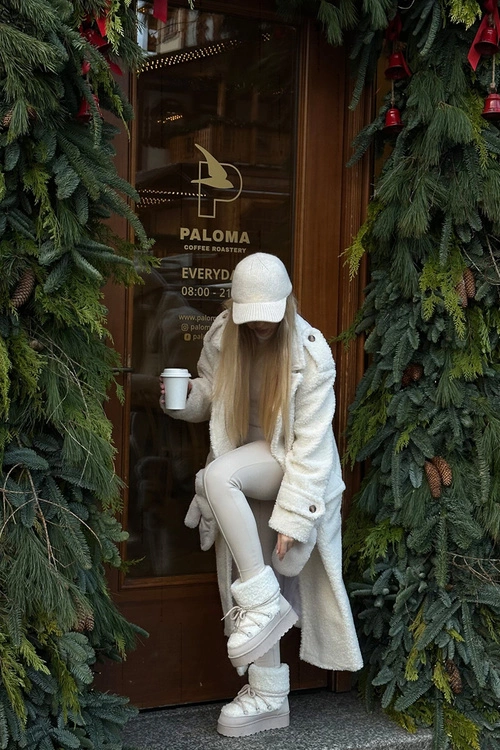 Wiązane Śniegowce Damskie Na Grubej Podeszwie Beżowe Loso