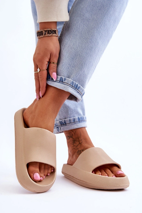 Modne Lekkie Klapki Na Masywnej Podeszwie Beżowe Rebel