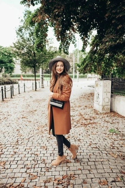 Botki Damskie Na Słupku Kowbojki Beżowe Maverick