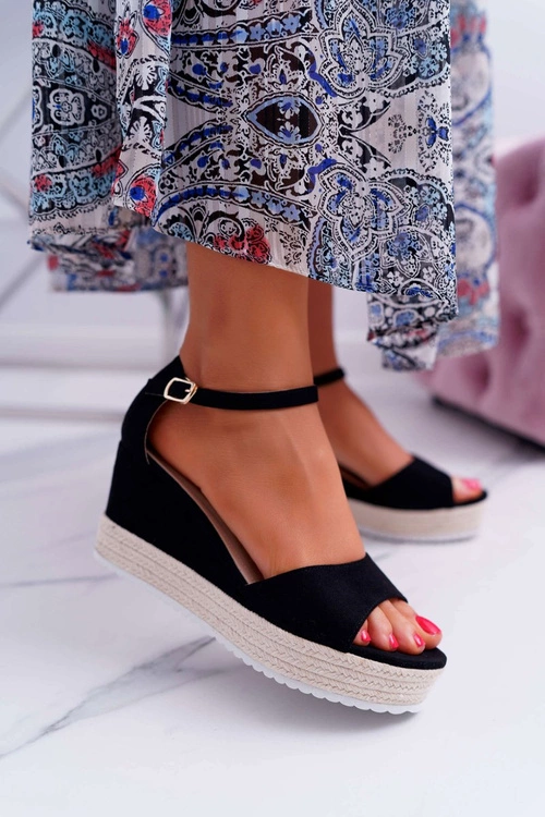 Sandały Damskie Na Koturnie Platformie Zamszowe Czarne Delima